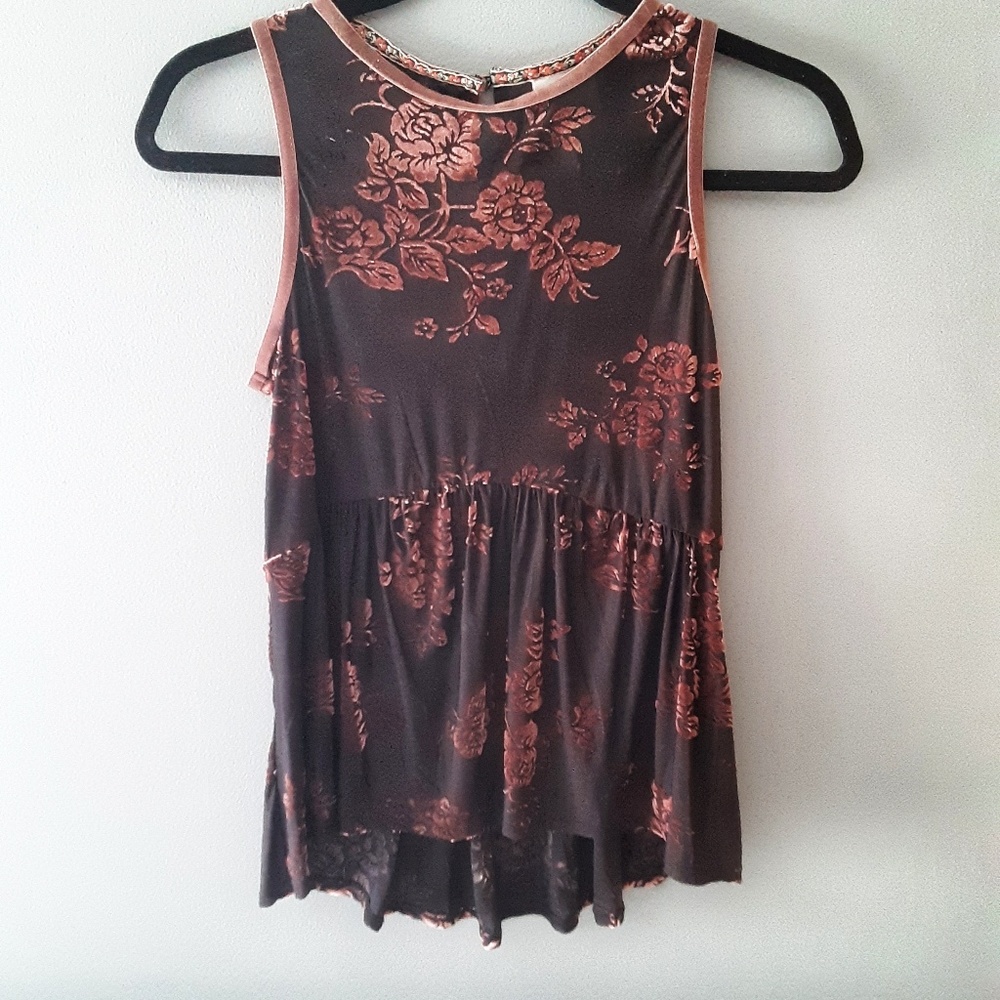 Knox Rose Peplum Top